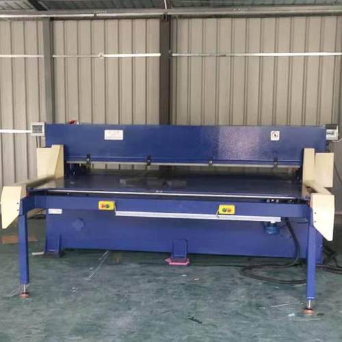 精密四柱液压裁断机厂家直供单边送料自动下料机双边自动送料机 - 图1