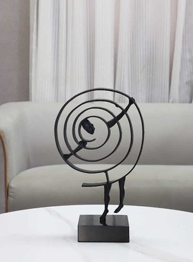 现代简约艺术人物摆件大厅玄关茶几摆设I办公室创意家居样板间饰