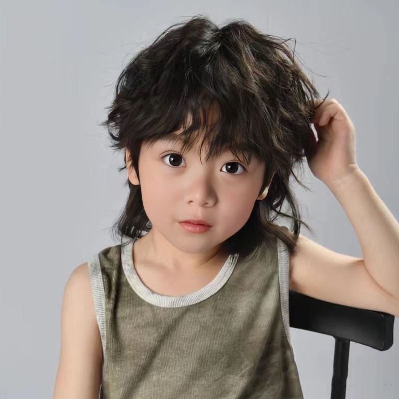 儿童日系男鲻鱼头酷帅法式帅气旅游短直发卷毛少爷拖尾狼尾全头套 - 图0