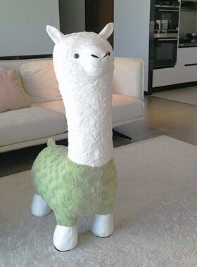 创意羊驼座椅凳子动物坐凳网红客厅落地摆件装饰乔迁新居搬家礼物