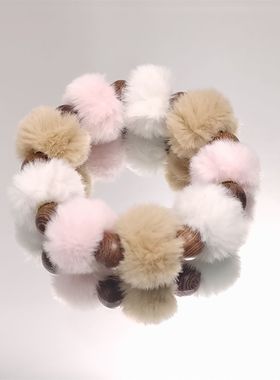 冬季新款彩色毛球串珠手链暖手百搭手串鸡翅木盘玩静心闺蜜手饰