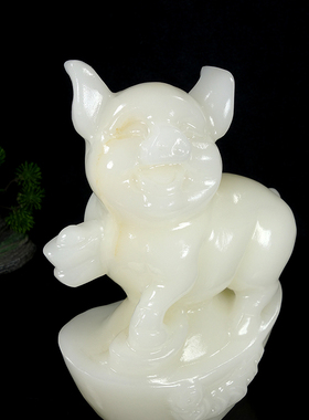 天然汉白玉发财猪摆件纯手工雕刻十二生肖猪办公室客厅招财装饰品