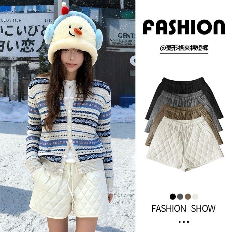 白色夹棉菱格短裤女冬季2025新款小个子高腰阔腿显瘦加厚靴裤外穿,淘宝优惠券,粉丝福利购,淘宝优惠卷