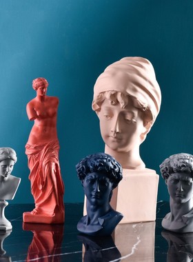 大卫雕塑玻璃钢创意客厅石膏头像设计雕像抽象人物样板间艺术摆件