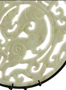 新中式家居酒店样板间玄关软装镂空雕刻桌面白色玉片玉璧摆件