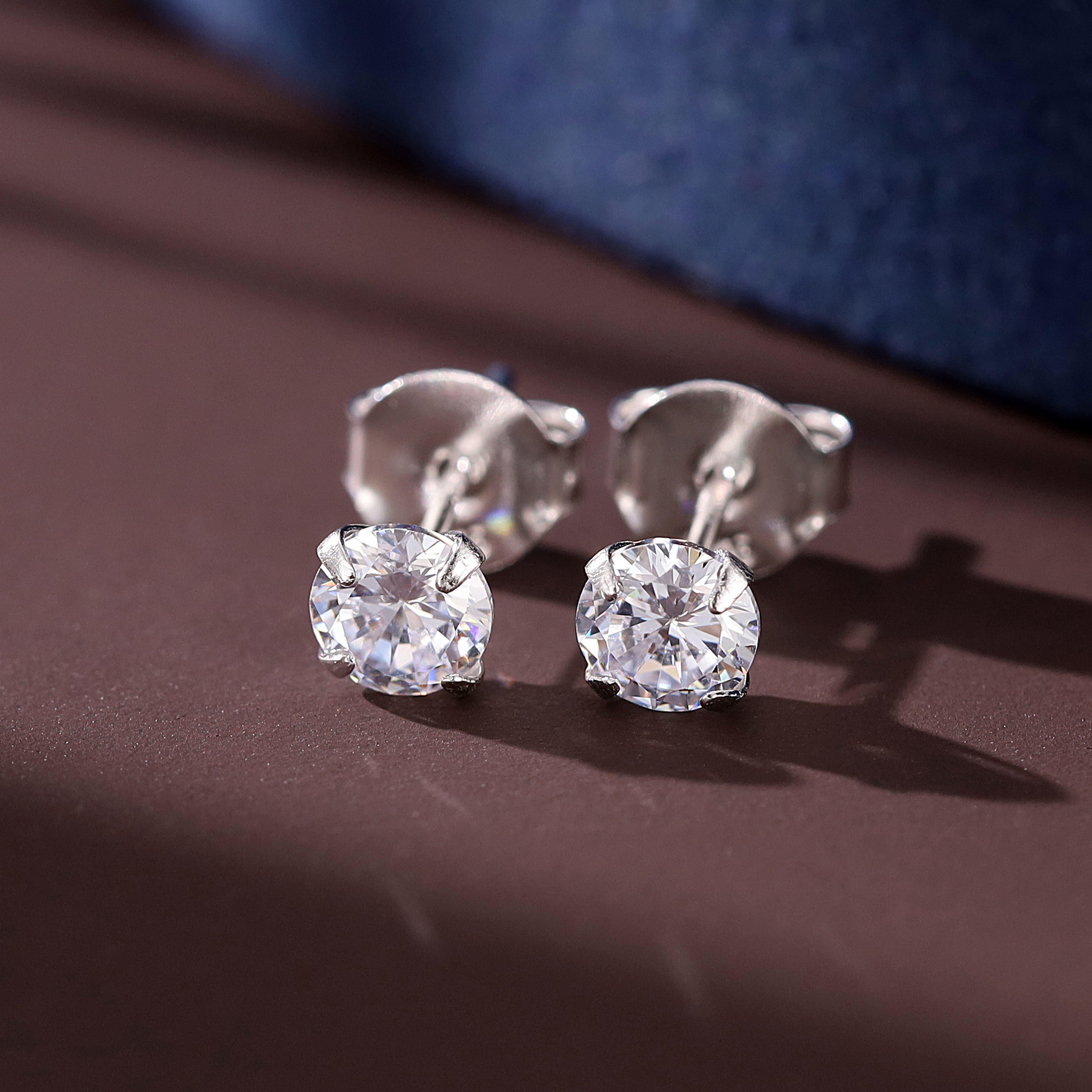 925银圆钻耳钉女通体银防过敏日常百搭精致养耳洞耳饰爆闪彩色石,淘宝优惠券,粉丝福利购,淘宝优惠卷