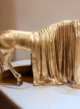 现代长须骏马雕塑摆件样板房售楼处客厅软装饰品创意桌面摆设