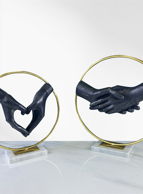 合作共赢握手比心摆件同心携手工艺品办公室客厅创意桌面软装饰品