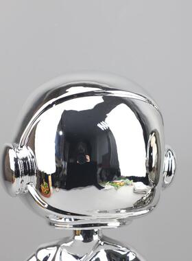 欧式轻奢电镀店镜面太空人物雕塑摆件关酒电视玄柜样家1191板房居