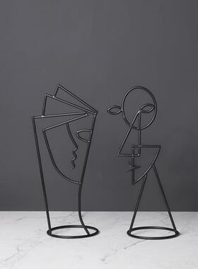 简约铁北欧抽象艺IKY几何桌面摆件售楼部家室关内客居厅玄软装饰