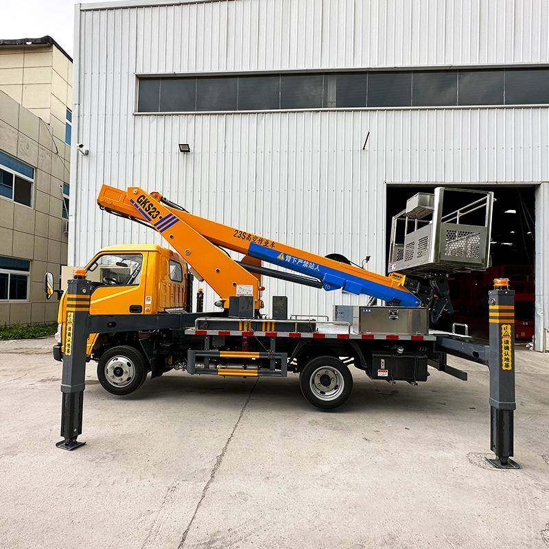 供应高空作业车折臂式汽车升降机电动车载式移动高空作业平台车,淘宝优惠券,粉丝福利购,淘宝优惠卷