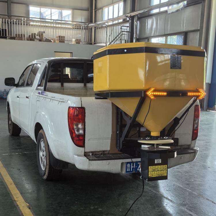 1方皮卡车载式融雪撒盐机公路除雪电动款融雪剂撒布机市政除雪机,淘宝优惠券,粉丝福利购,淘宝优惠卷