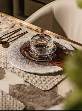 现代样板房间餐具套装棕10086501色展桌厅餐摆台餐具装餐盘软轻奢