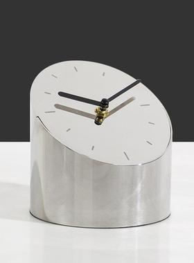 现代轻奢金不锈EPS钢斜面时钟摆件样板房售处家属居卧楼床头室装