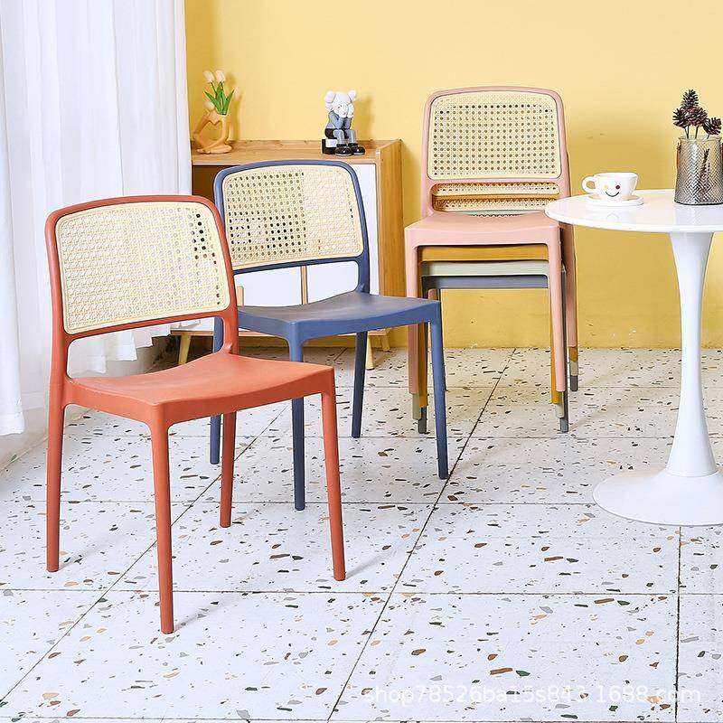 仿藤编椅简约餐椅可叠放复古风编藤式塑料靠背椅家用庭院凳子,淘宝优惠券,粉丝福利购,淘宝优惠卷