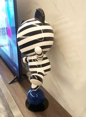 0000008代现极简型网红熊落地件摆客厅大电视柜地台玄关卡通大条