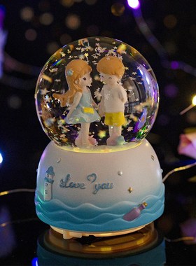 创意情侣水晶球送女孩生日礼物旋转音乐盒情人节礼品家居桌面摆件