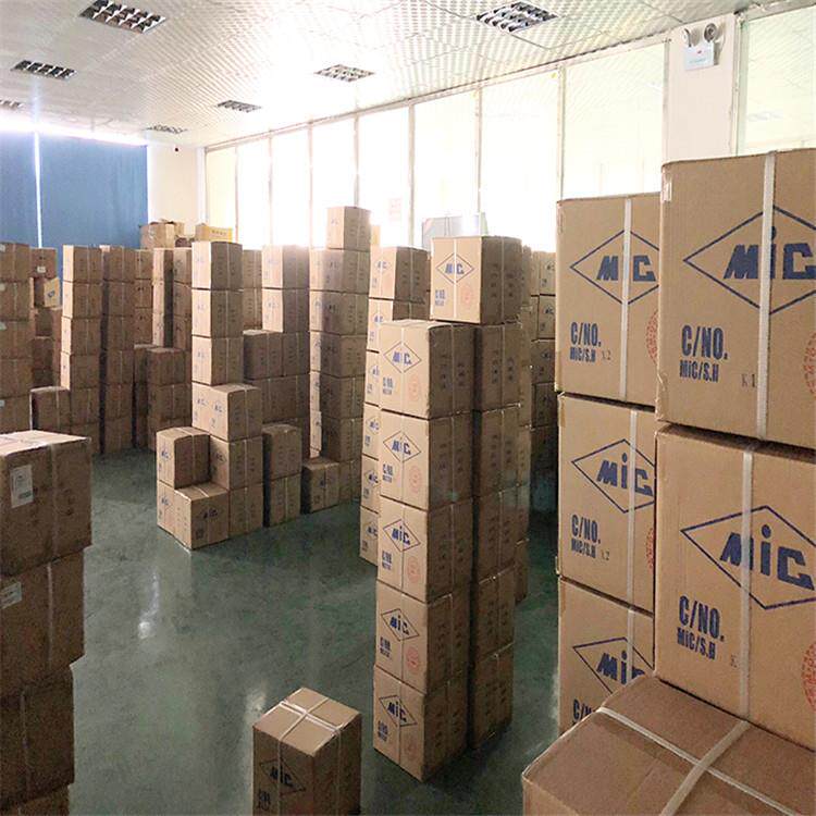 现货供应AMS1117-3.3VSOT-89贴片稳压管三极管三端稳压IC稳压器 - 图1