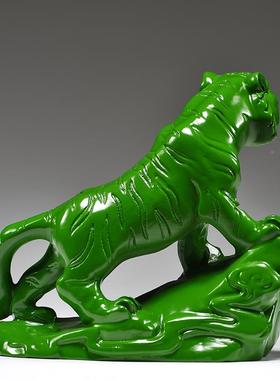 绿色木雕老虎摆件实木质YZBJ-040上山艺虎生肖艺品面家居办公桌工