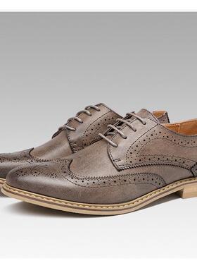 样板房衣帽间皮鞋男装黑白色棕色男士鞋子衣柜男套装鞋柜饰品摆设