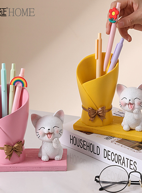 可爱猫咪笔筒收纳摆件创意办公室桌面工位装饰品儿童书房卧室摆设