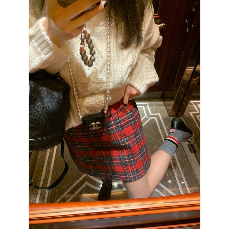 落落狷介 毛呢格子半身裙秋冬款2023新款红色包臀裙小个子半裙女 - 图1
