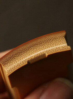 精品纯手工制作天然十几年老玉竹笔搁竹制文房器小搁置万目精打磨
