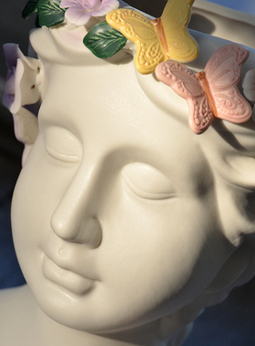 北欧少女创意陶瓷花瓶桌面摆件客厅电视柜玄关家居装饰品朋友送礼