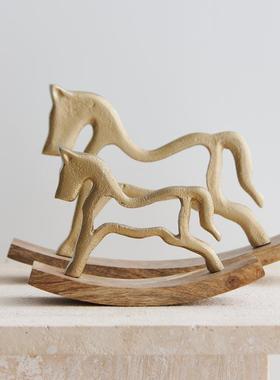 现简香槟房色摇摆小马家居客厅样板间儿童桌面装00240110饰摇代摇