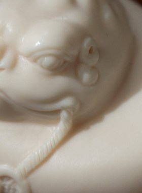 东方泥土《招财进宝》元宝金蟾陶瓷摆件茶室办公室桌面装饰手把件