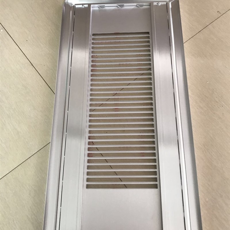 集成吊顶换气扇面板30*0面罩通风铝扣板型材30x5嵌入式全铝风口 - 图1