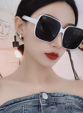 韩版四方框方形白色眼镜圆脸度假街拍偏光墨镜女遮脸显脸小太阳镜
