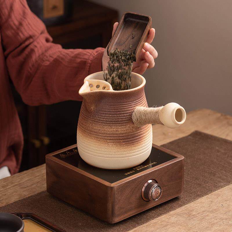 Black crystal stove for making tea around the stove, dry-fired clay teapot, pot, pot, milk tea pot, warm teapot, tea set