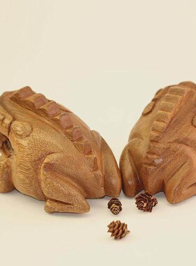 新款爆款木制招财蛙工艺品摆件创意木质发声蟾蜍彷真动物木雕蛤蟆