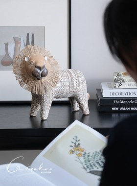 契阔家居客厅小狮子玄关装饰书桌摆件展示架轻奢高级氛围感好物