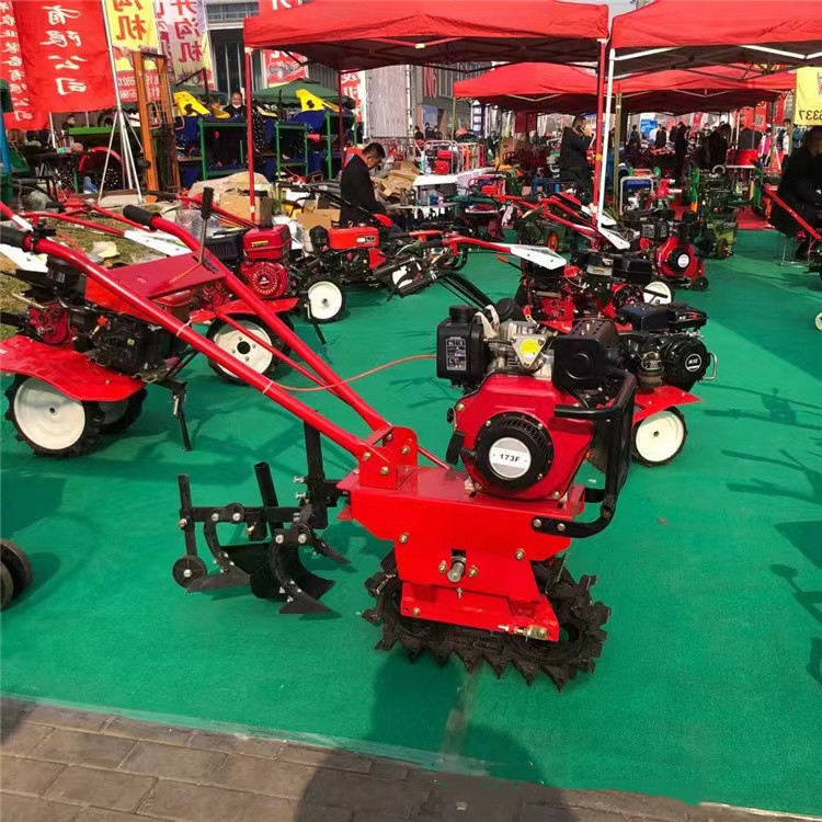 Multifunctional chain track track micro tillage agricultural diesel small tillage rotary tiller handheld plow and trencher