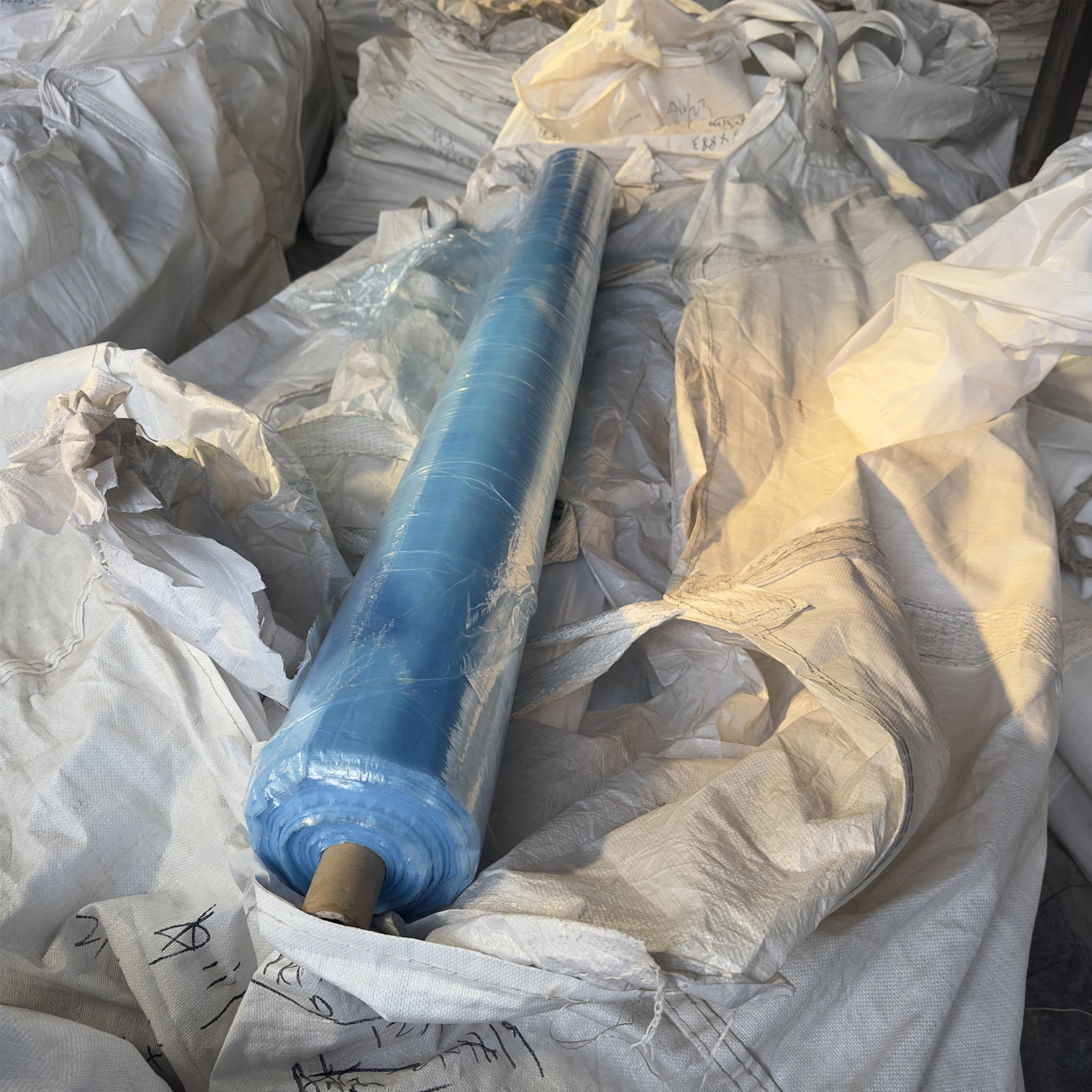 1.5 silk greenhouse film second film inner film small shed blue high light transmittance cold-proof agricultural film insulation inner shed special