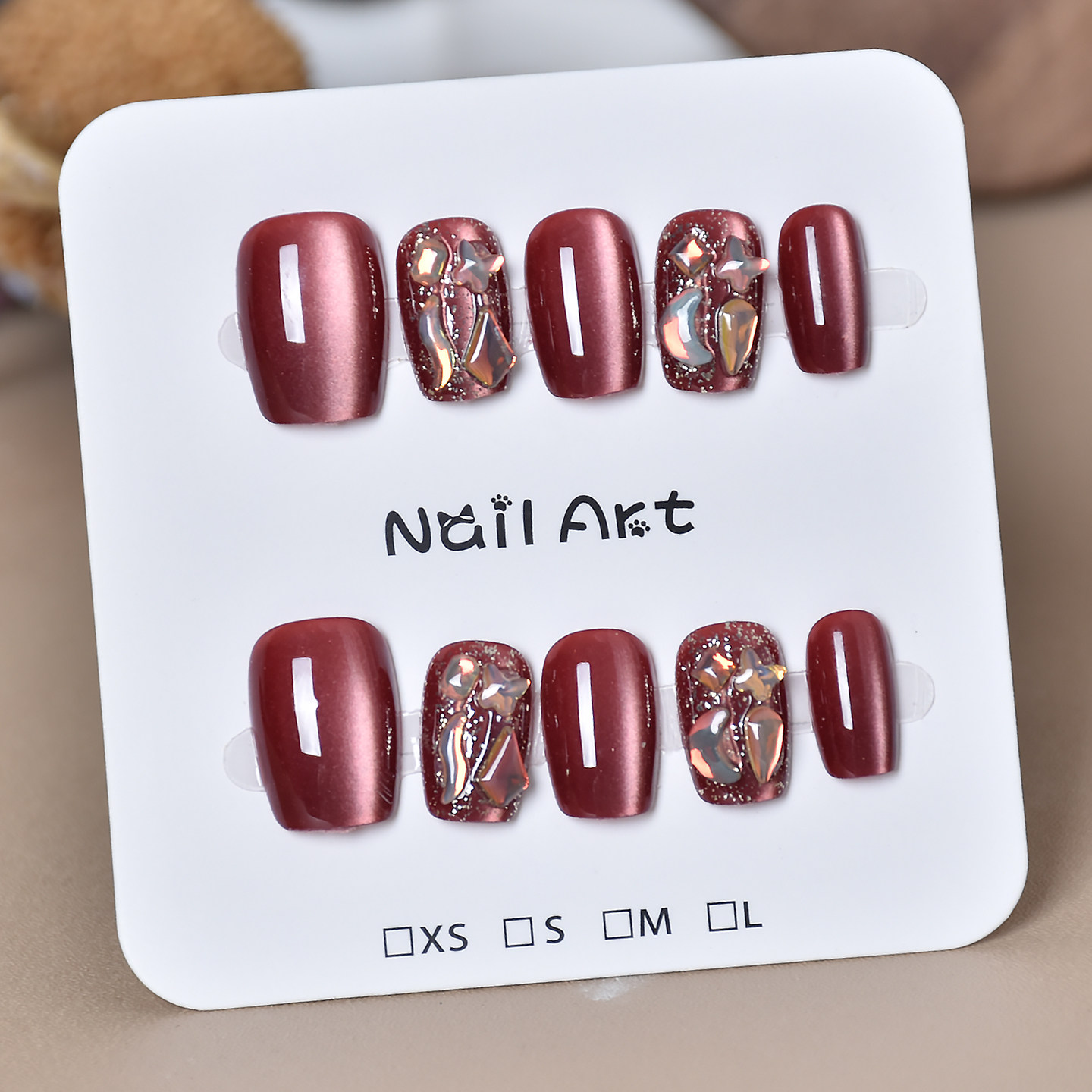 显白红色穿戴甲短款手工猫眼指甲贴片新年2026新款穿戴美甲秋冬,淘宝优惠券,粉丝福利购,淘宝优惠卷