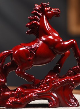 红色木马摆件实木雕刻平步青云马到成功工艺品客厅办公装饰生肖马