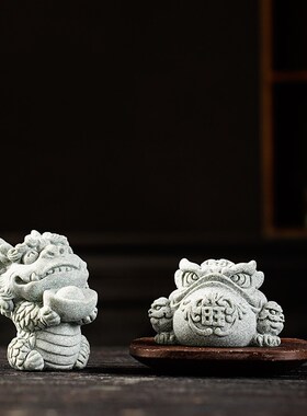 可爱招财小金蟾鱼缸造景装饰品创意抱财麒麟家居桌面茶宠茶玩摆件