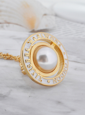 【官网正品】西太后奶白烤漆镶珍珠立体薇薇安土星球项链明星同款