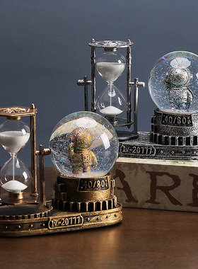 创意宇航员沙漏计时器流沙水晶球摆件男生儿童房间卧室书桌装饰品