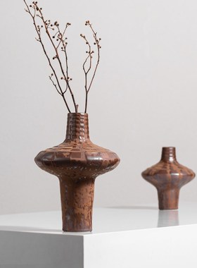 侘寂风复古做旧铁锈陶瓷花瓶中式焦糖色民宿陈列装饰品摆件样板间