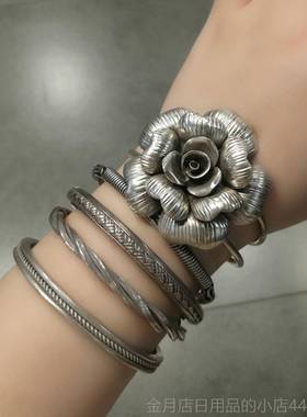 高档泰国清迈手工银手扭炼转覆个性化银首饰开2025新利古基设计放