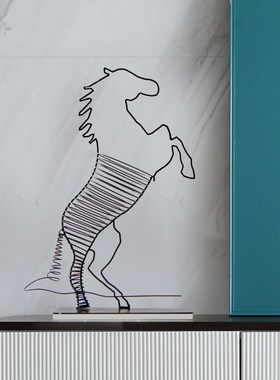 创意金属铁线马摆件客厅电视柜样板间酒店售楼处现代简约软装饰品