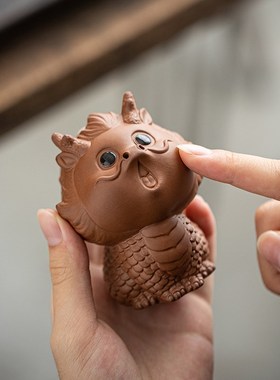 创意可爱神兽陶瓷生肖龙小摆件招财吉祥物家居书房桌面装饰工艺品