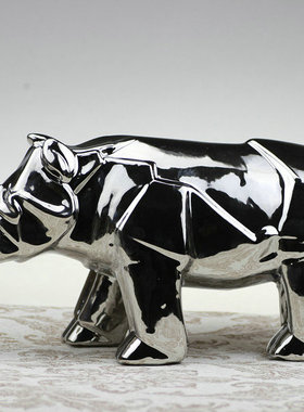 热销折纸陶瓷犀牛摆件家具酒店简约现代珍爱地球装饰品电视柜摆设