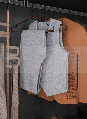 现代极简样间软装品简衣JJ约感帽间摆件衣柜展厅饰道具毛板毡假衣