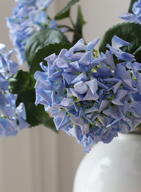 高品质蓝色绣球花保湿手感仿真花客厅餐桌别墅摆设高档婚庆假花