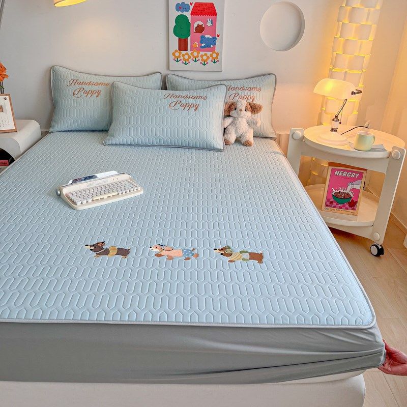 腊肠狗乳胶凉席三件套2025新款床笠款夏天冰丝软席子可机水洗床垫,淘宝优惠券,粉丝福利购,淘宝优惠卷